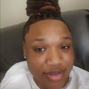 Meet your Posher, Sade